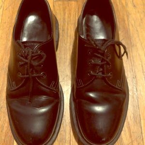Dr Martens AW004
